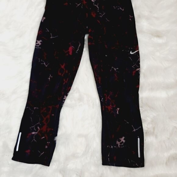 ‎Nike Dri-Fit capri leggings - Picture 6 of 7